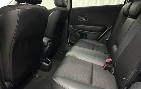 Honda Vezel, 2022 год, 1 570 000 рублей, 8 фотография