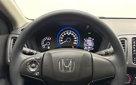 Honda Vezel, 2022 год, 1 570 000 рублей, 17 фотография