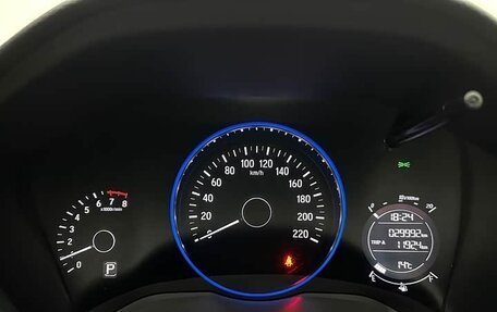 Honda Vezel, 2022 год, 1 570 000 рублей, 18 фотография