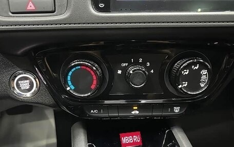 Honda Vezel, 2022 год, 1 570 000 рублей, 15 фотография