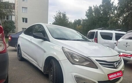 Hyundai Solaris II рестайлинг, 2016 год, 545 000 рублей, 3 фотография