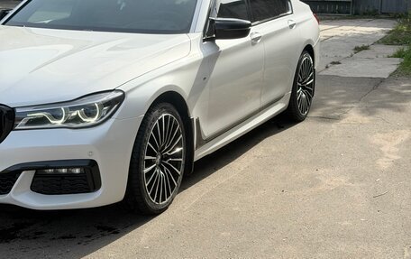 BMW 7 серия, 2016 год, 3 450 000 рублей, 2 фотография