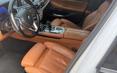 BMW 7 серия, 2016 год, 3 450 000 рублей, 10 фотография
