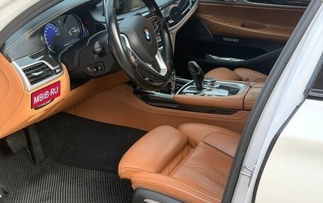 BMW 7 серия, 2016 год, 3 450 000 рублей, 8 фотография