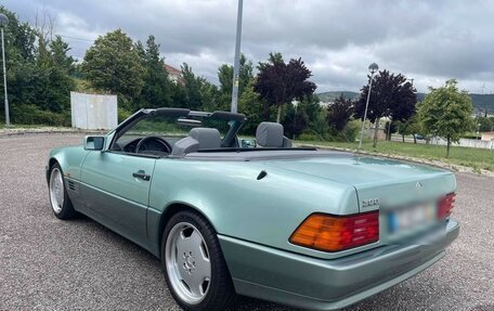 Mercedes-Benz SL-Класс, 1992 год, 5 460 000 рублей, 25 фотография
