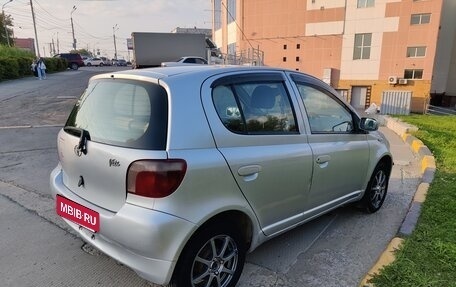 Toyota Vitz, 1999 год, 270 000 рублей, 1 фотография