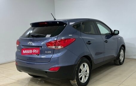 Hyundai ix35 I рестайлинг, 2011 год, 880 000 рублей, 5 фотография
