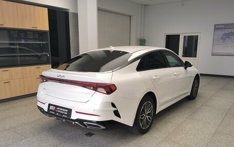 KIA K5, 2023 год, 2 100 000 рублей, 2 фотография