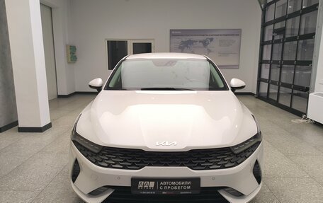 KIA K5, 2023 год, 2 100 000 рублей, 6 фотография