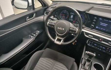 KIA K5, 2023 год, 2 100 000 рублей, 14 фотография