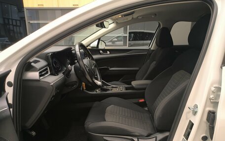 KIA K5, 2023 год, 2 100 000 рублей, 20 фотография