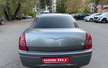 Chrysler 300C II, 2006 год, 585 000 рублей, 5 фотография