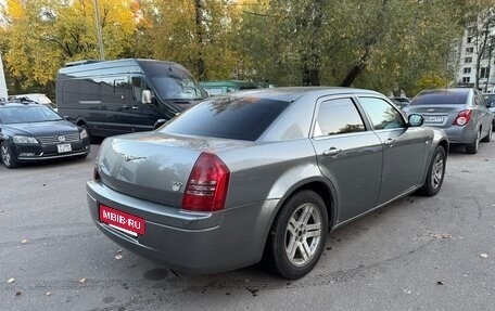 Chrysler 300C II, 2006 год, 585 000 рублей, 4 фотография