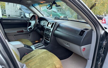 Chrysler 300C II, 2006 год, 585 000 рублей, 9 фотография