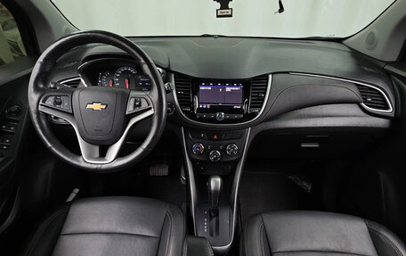 Chevrolet Trax, 2022 год, 1 090 500 рублей, 7 фотография