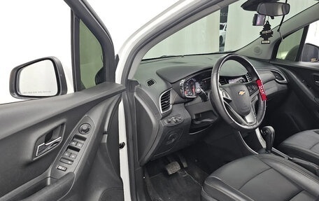 Chevrolet Trax, 2022 год, 1 090 500 рублей, 10 фотография
