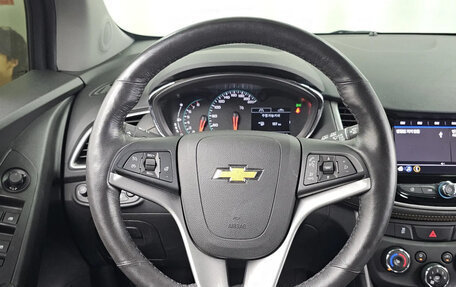 Chevrolet Trax, 2022 год, 1 090 500 рублей, 13 фотография