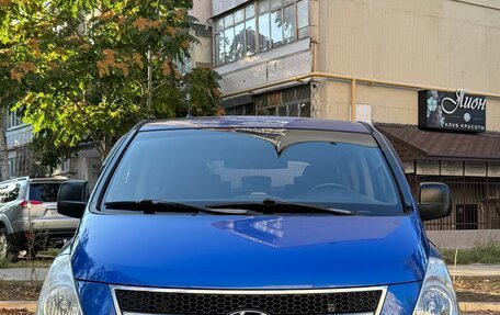 Hyundai H-1 II рестайлинг, 2008 год, 1 200 000 рублей, 2 фотография