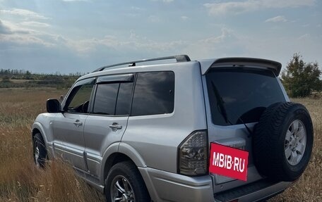 Mitsubishi Pajero III рестайлинг, 2005 год, 1 200 000 рублей, 2 фотография