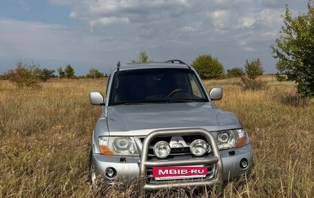 Mitsubishi Pajero III рестайлинг, 2005 год, 1 200 000 рублей, 5 фотография