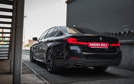BMW 5 серия, 2022 год, 5 950 000 рублей, 10 фотография