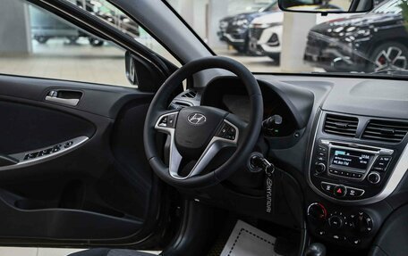 Hyundai Solaris II рестайлинг, 2014 год, 795 000 рублей, 9 фотография