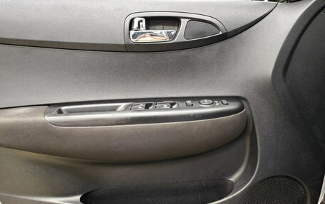 Hyundai i20 IB рестайлинг, 2010 год, 616 720 рублей, 6 фотография