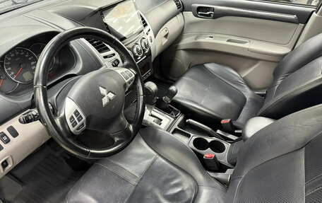 Mitsubishi Pajero Sport II рестайлинг, 2014 год, 2 185 868 рублей, 8 фотография