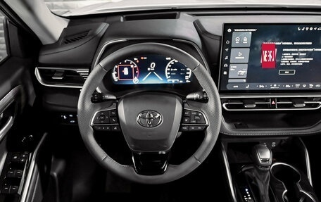 Toyota Highlander, 2026 год, 5 510 000 рублей, 17 фотография
