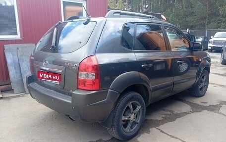 Hyundai Tucson III, 2008 год, 695 000 рублей, 2 фотография