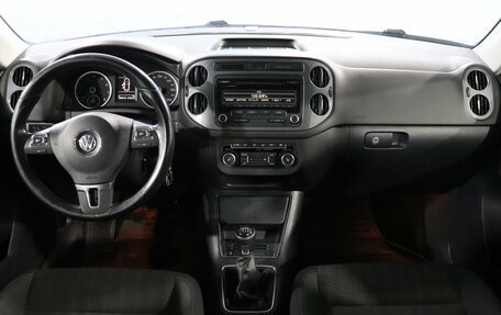 Volkswagen Tiguan I, 2012 год, 1 022 000 рублей, 6 фотография