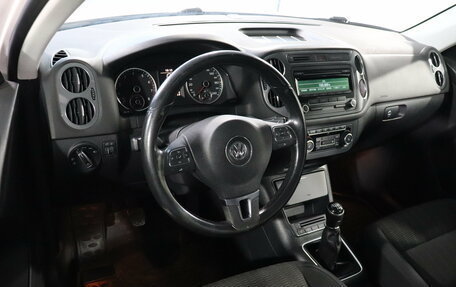 Volkswagen Tiguan I, 2012 год, 1 022 000 рублей, 7 фотография