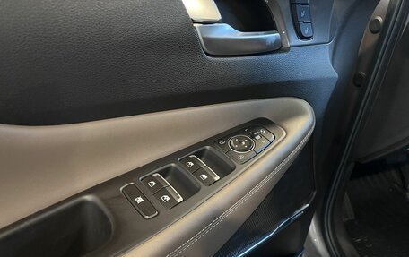 Hyundai Santa Fe IV, 2019 год, 2 790 000 рублей, 21 фотография
