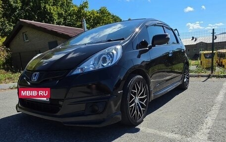 Honda Fit III, 2010 год, 900 000 рублей, 6 фотография