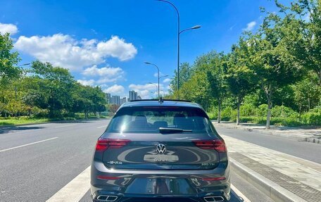 Volkswagen Golf VIII, 2023 год, 2 010 000 рублей, 5 фотография