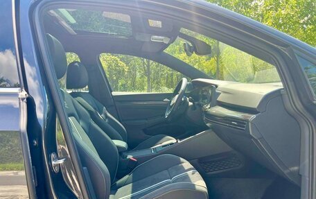 Volkswagen Golf VIII, 2023 год, 2 010 000 рублей, 14 фотография