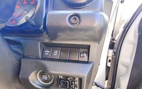 Suzuki Jimny, 2020 год, 1 630 000 рублей, 19 фотография