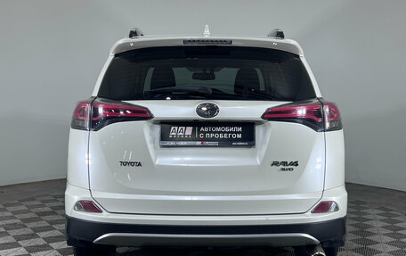 Toyota RAV4, 2017 год, 2 250 000 рублей, 7 фотография