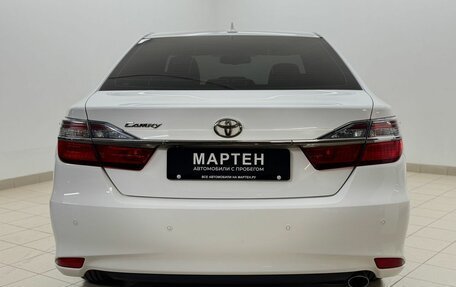 Toyota Camry, 2017 год, 2 589 000 рублей, 5 фотография