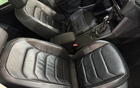 Volkswagen Tiguan II, 2020 год, 3 499 000 рублей, 12 фотография