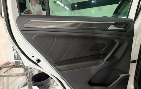 Volkswagen Tiguan II, 2020 год, 3 499 000 рублей, 17 фотография