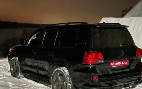 Toyota Land Cruiser 200, 2014 год, 4 700 000 рублей, 2 фотография