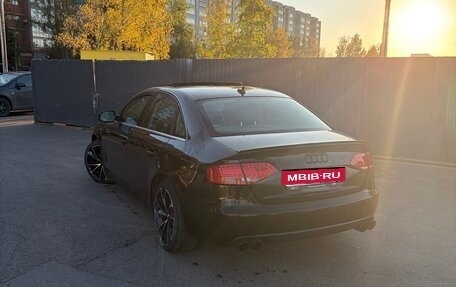 Audi A4, 2010 год, 525 000 рублей, 2 фотография