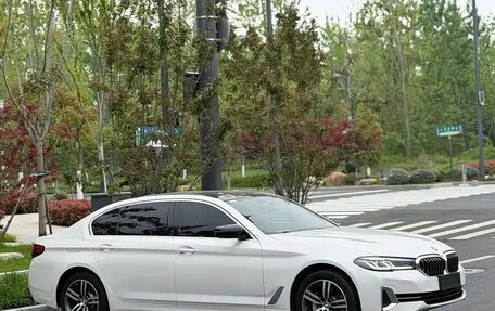 BMW 5 серия, 2023 год, 5 145 097 рублей, 3 фотография
