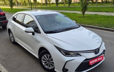 Toyota Corolla, 2022 год, 1 490 000 рублей, 2 фотография