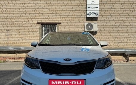 KIA Rio III рестайлинг, 2016 год, 880 000 рублей, 1 фотография