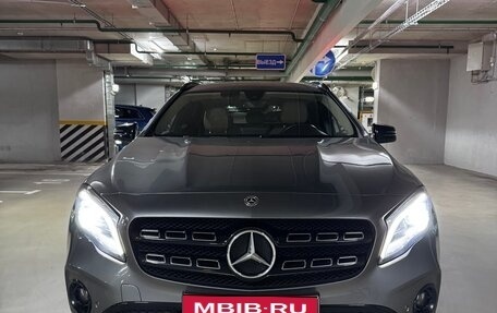 Mercedes-Benz GLA, 2019 год, 2 400 000 рублей, 1 фотография
