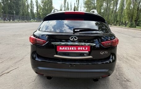 Infiniti QX70, 2015 год, 1 980 000 рублей, 6 фотография