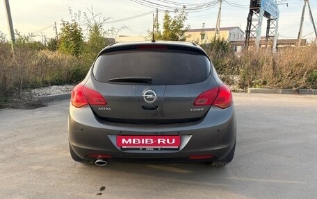 Opel Astra J, 2011 год, 5 фотография