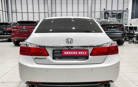 Honda Accord IX рестайлинг, 2013 год, 1 299 000 рублей, 10 фотография